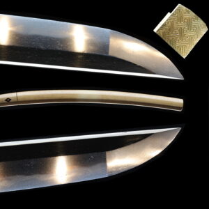 後銘長義　古調で出来良い御刀　刃渡り４４.５ｃｍ　反り１.０ｃｍ　無鑑現状掘り出し品（古刀）